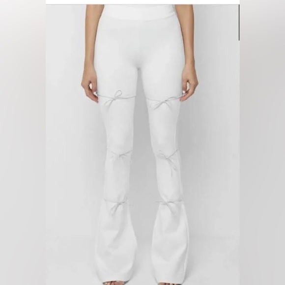 BRAND NEW MANIERE DE VOIR SHIRRED MESH OVERLAY SET - Picture 3 of 8